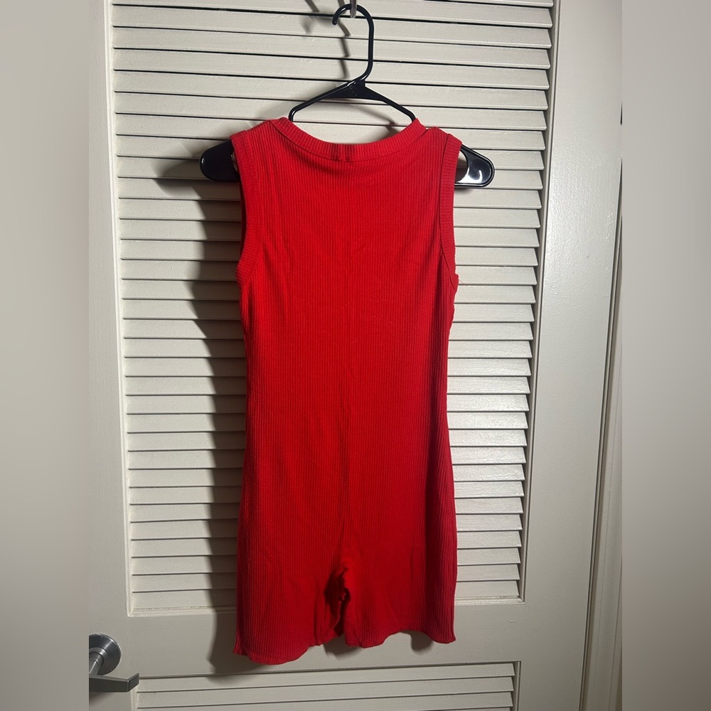 THE FOXY KIND Red Ribbed One-Piece Romper Size Large
